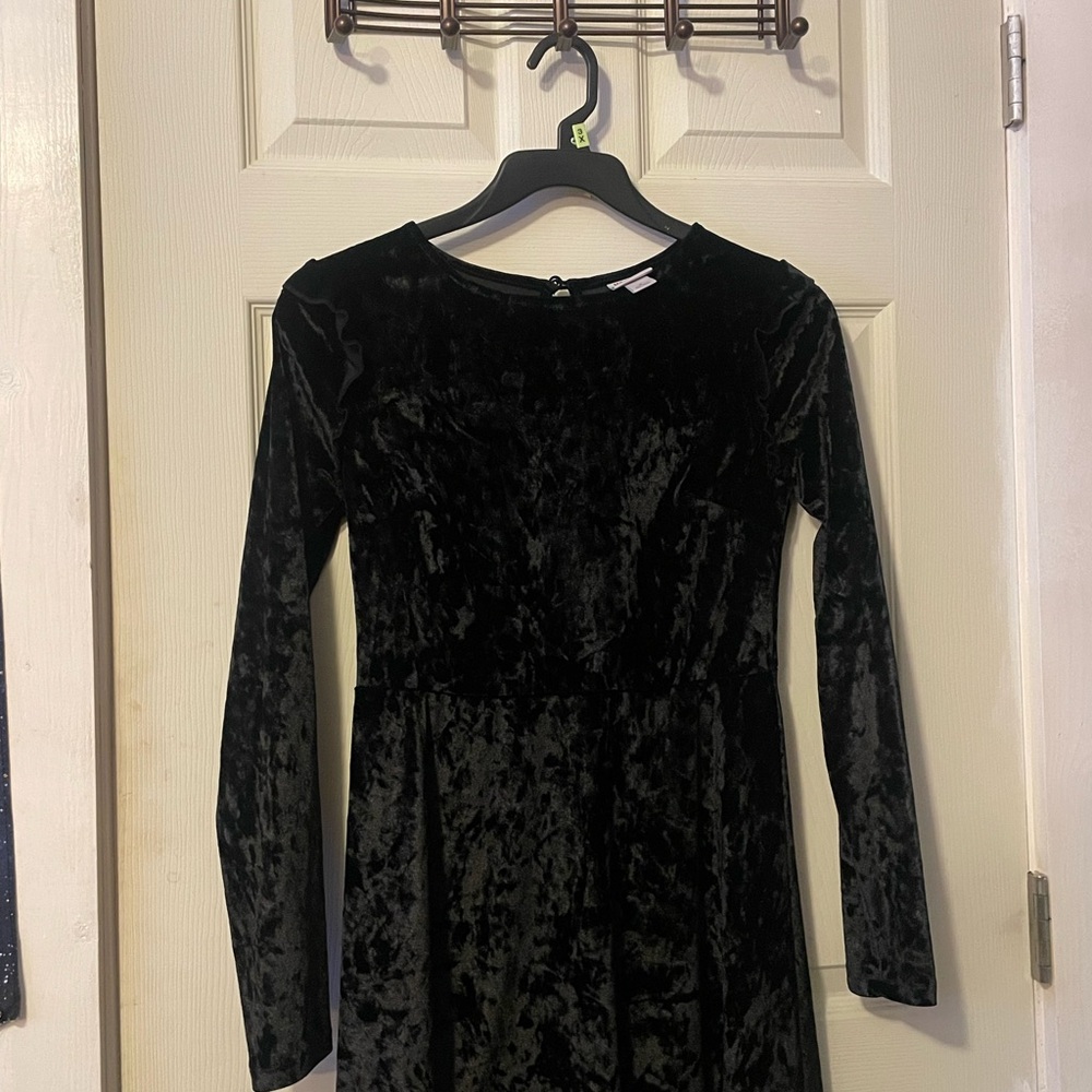 Elegant Black Velvet Dress